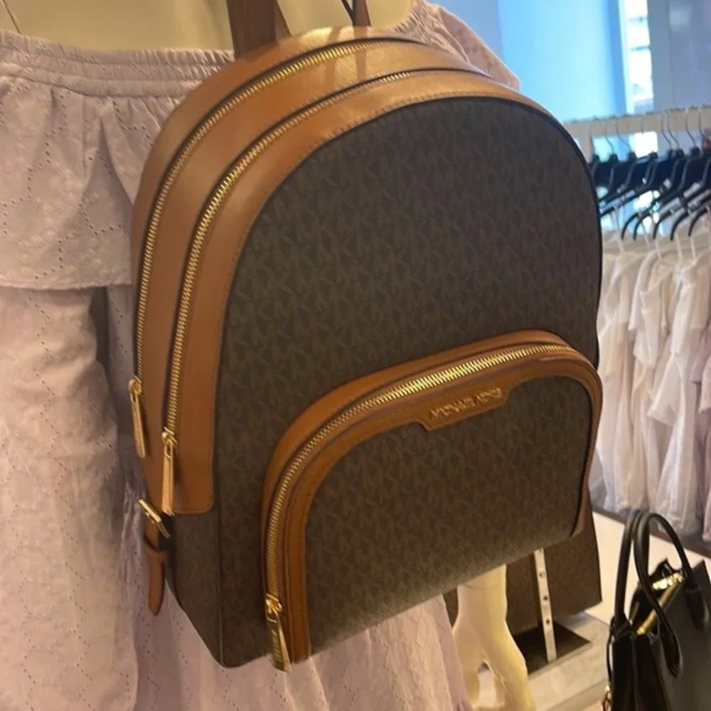 Michael Kors Jaycee Large Zip Pocket Backpack Brown - Picture 1 of 16